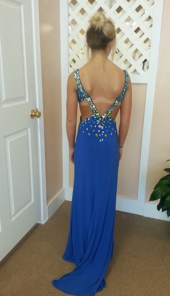 Prom dress - Picture 5 of 6